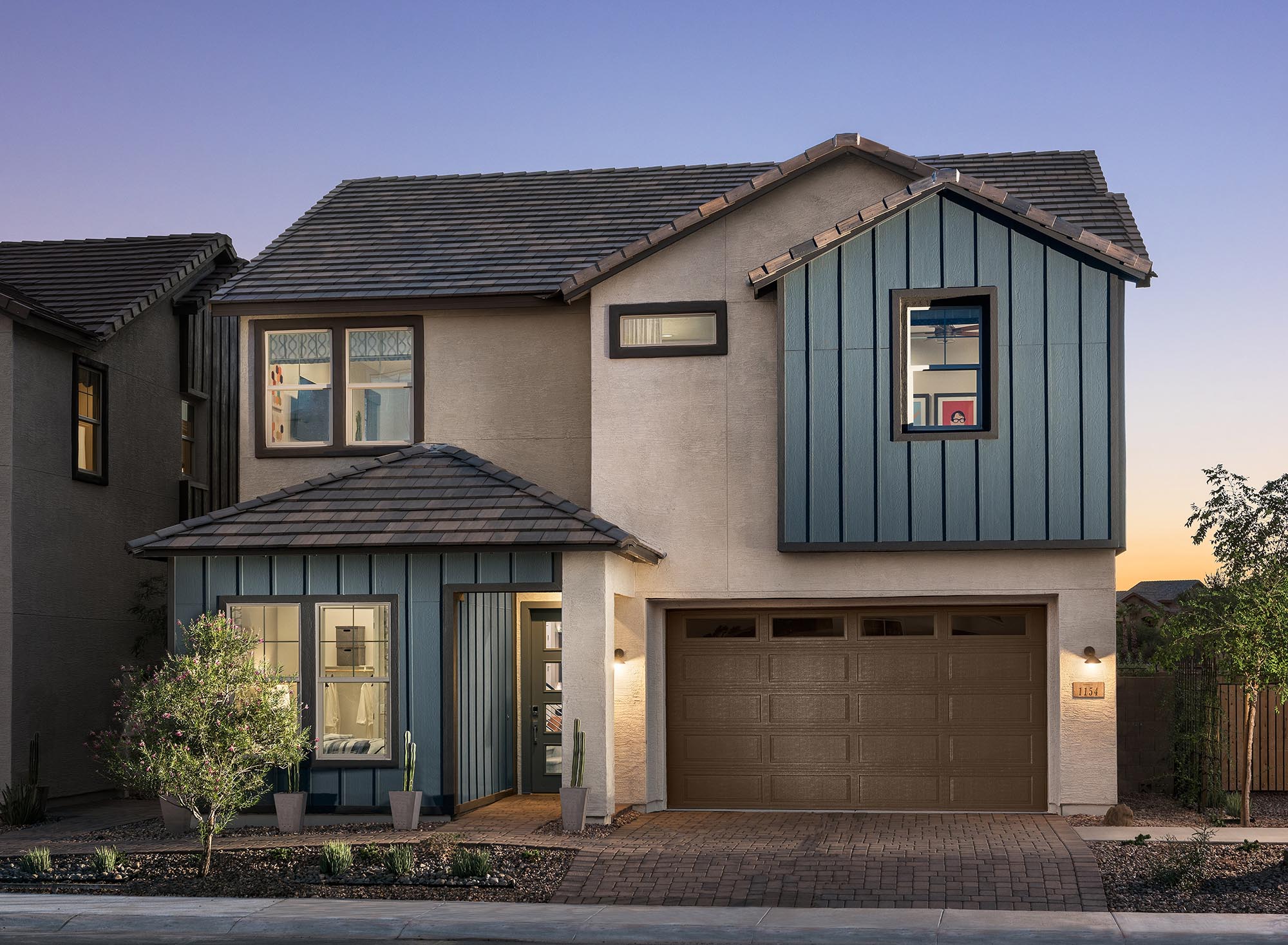 Enticing Buyers With Transitional Design | slide show image 1